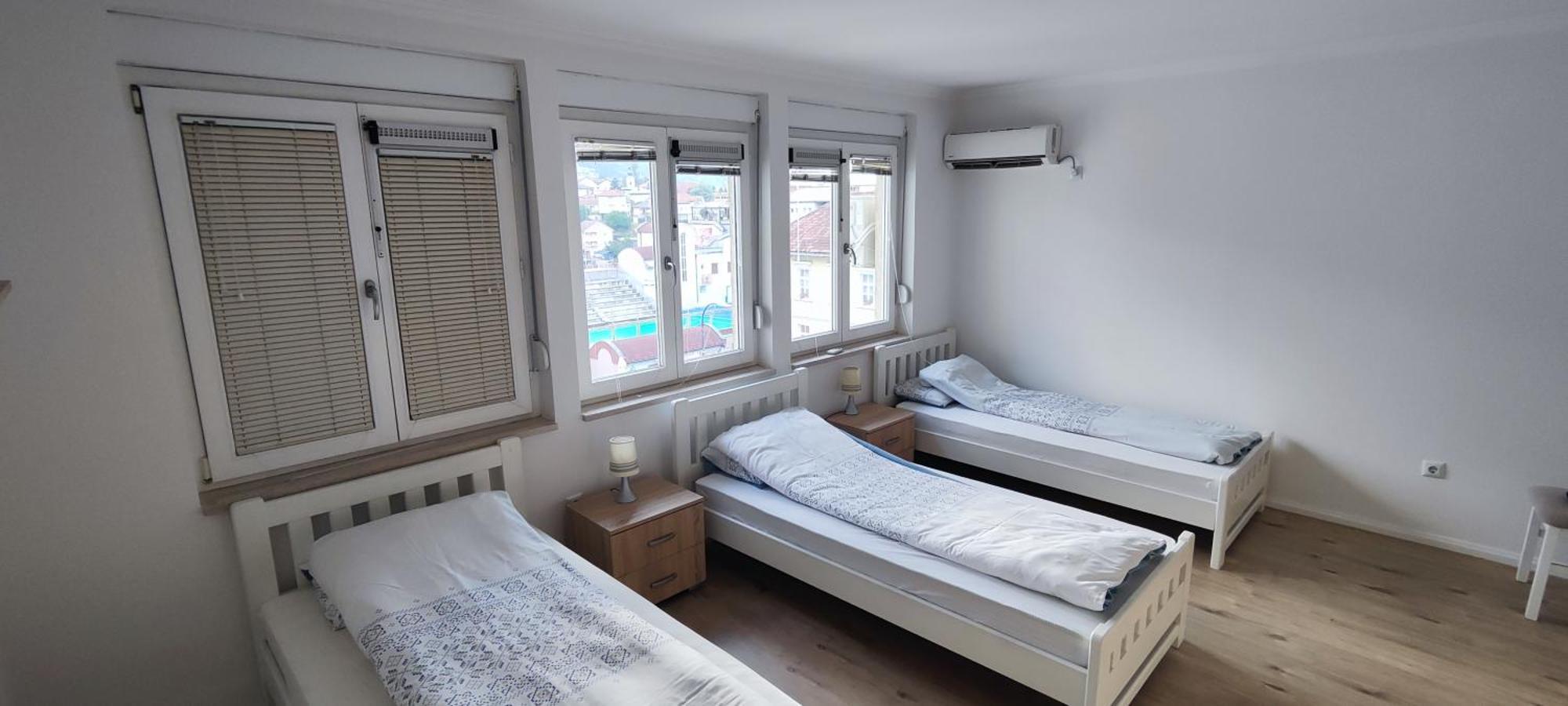 Central Apartment Konjic Buitenkant foto